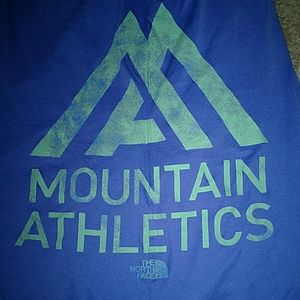 NWT Women's North Face Tank Medium